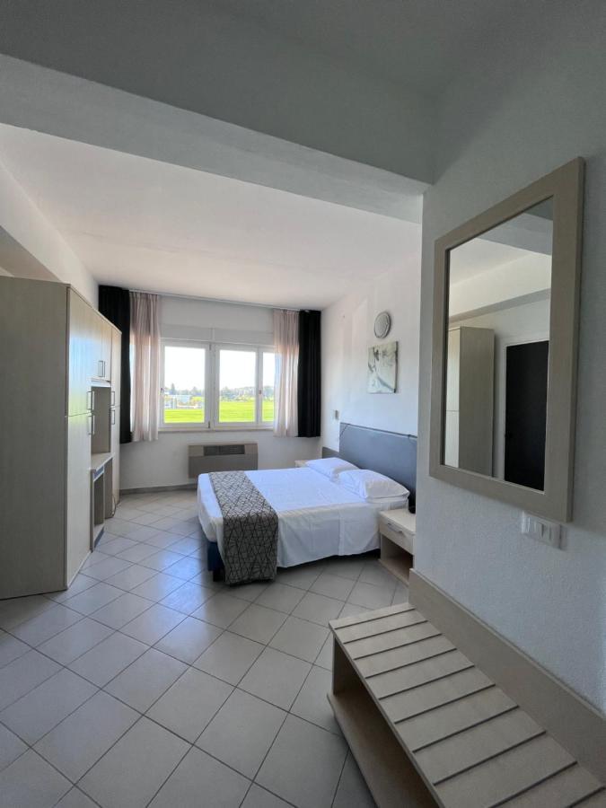 Hotel Letizia Follonica Exterior photo