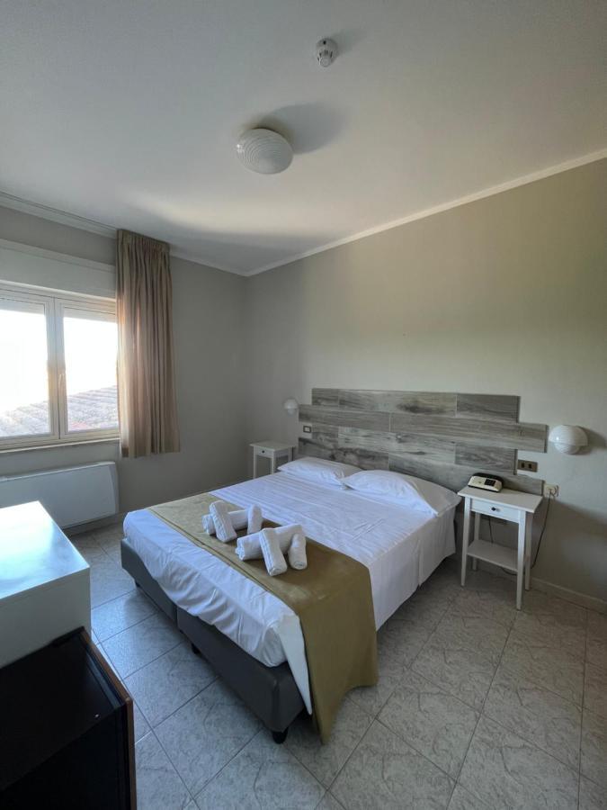 Hotel Letizia Follonica Exterior photo